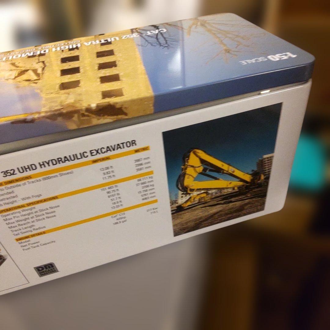 キャタピラー建機 CAT 352 高所作業解体機 1/50 - メルカリ