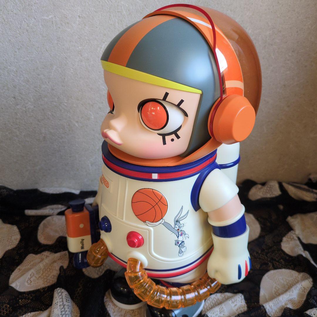 モリー 400% バッグスバニー 宇宙飛行士 フィギュア ポップマート レア！