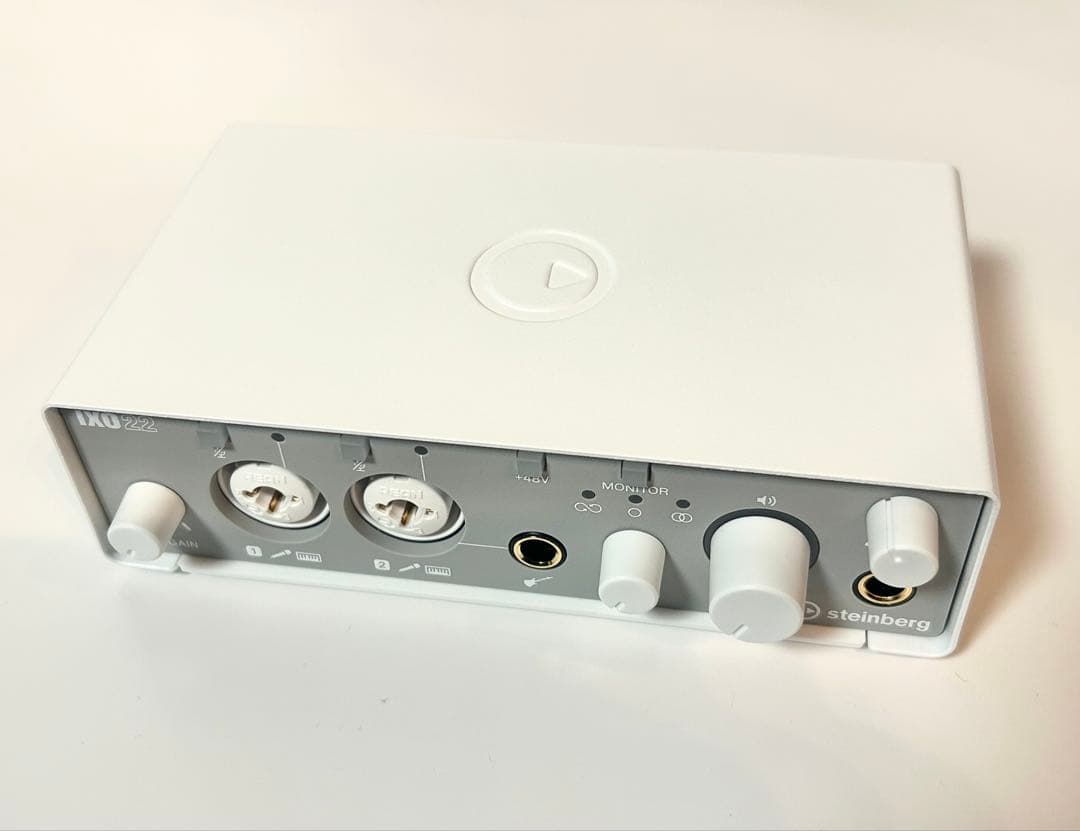 STEINBERG（スタインバーグ） IXO22 White