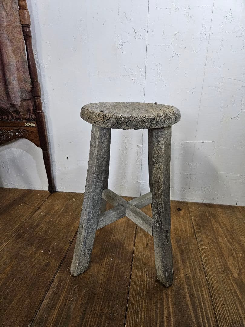 日本のアンティーク 古い木のスツール 丸椅子 チェア 花台 フラワースタンド