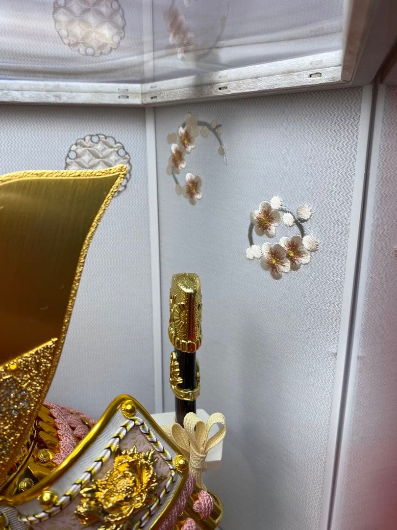 東京久月　五月人形　兜飾り　白塗り　六角形クリルケース入