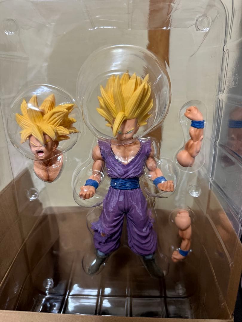 BANDAI 超サイヤ人2孫悟空フィギュア　一番くじ　B賞　未使用　おまけ付き