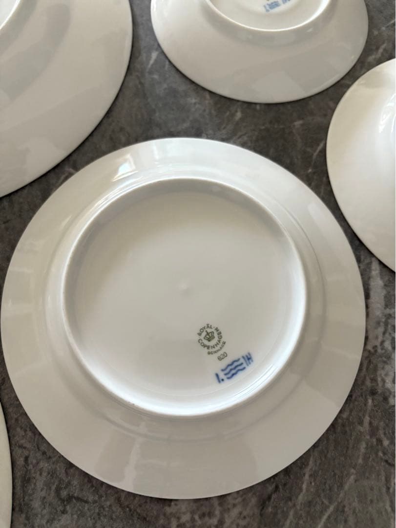 ロイヤルコペンハーゲン　ハーフレース　食器セット　残り１セット