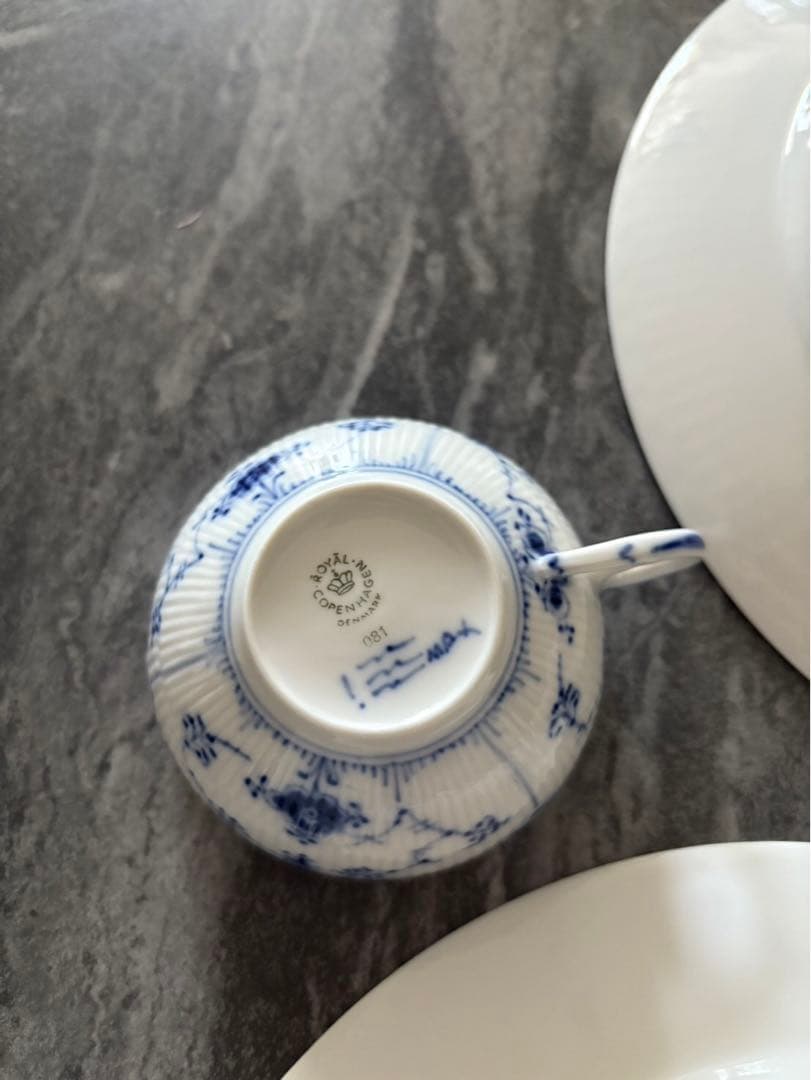 ロイヤルコペンハーゲン　ハーフレース　食器セット　残り１セット