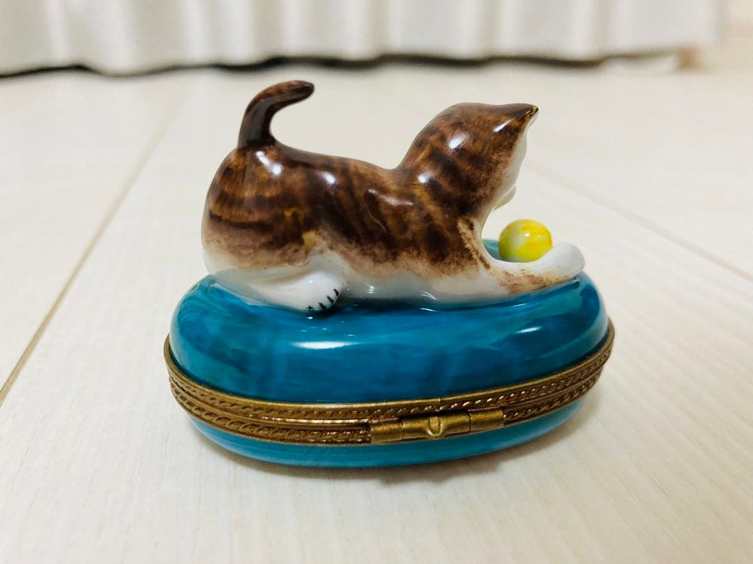 ☆美品☆リモージュボックス Limoges box 猫の小箱 ピルケース