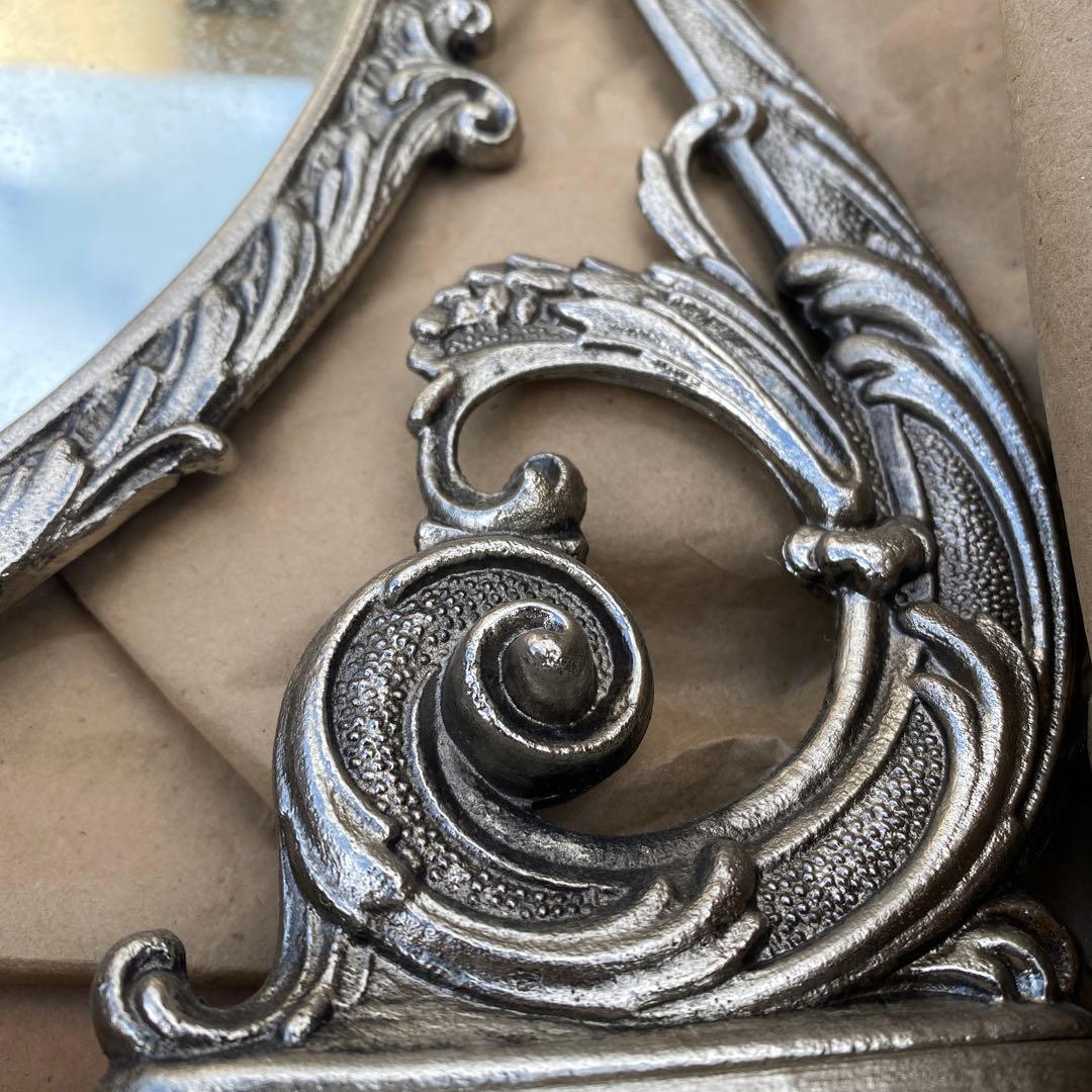 ロココ調　アンティーク調スタンドミラー　立て掛け鏡　シルバーカラー　レイミラー