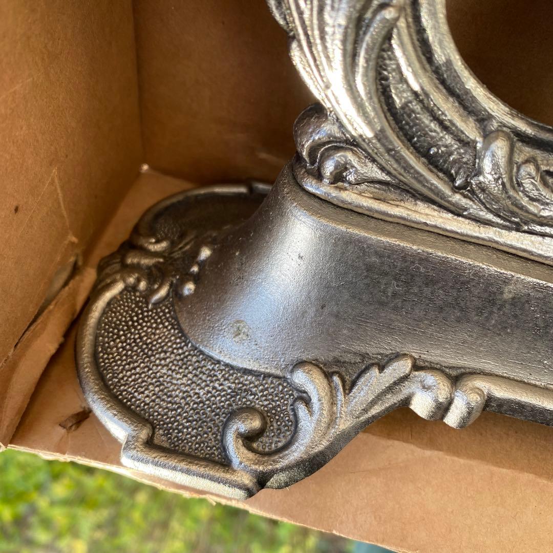 ロココ調　アンティーク調スタンドミラー　立て掛け鏡　シルバーカラー　レイミラー