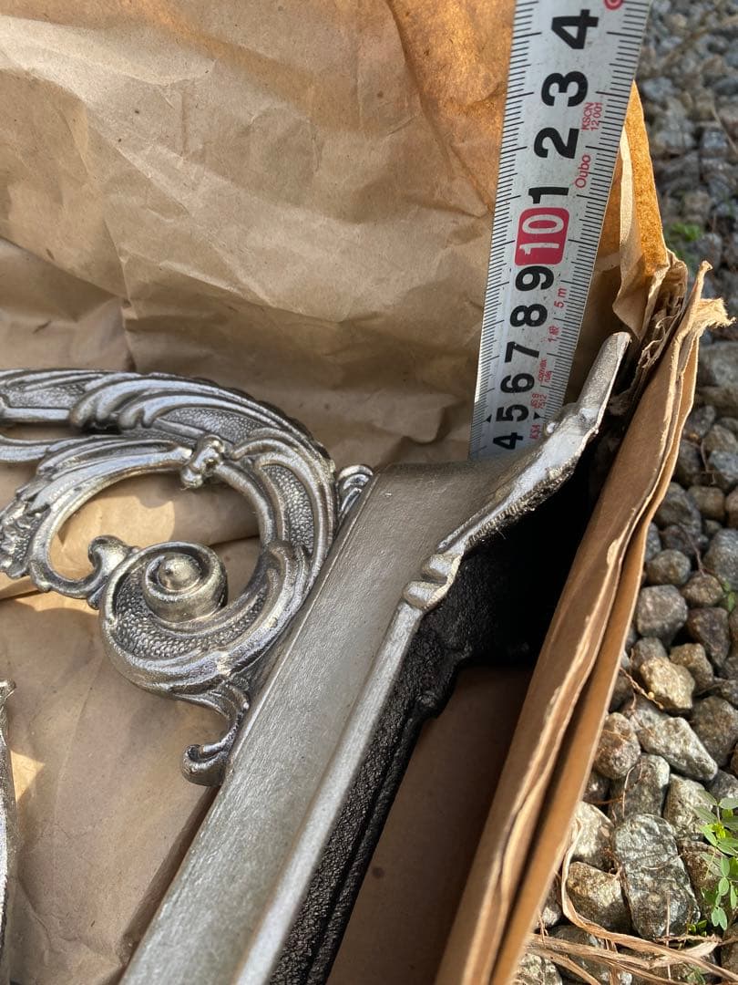 ロココ調　アンティーク調スタンドミラー　立て掛け鏡　シルバーカラー　レイミラー