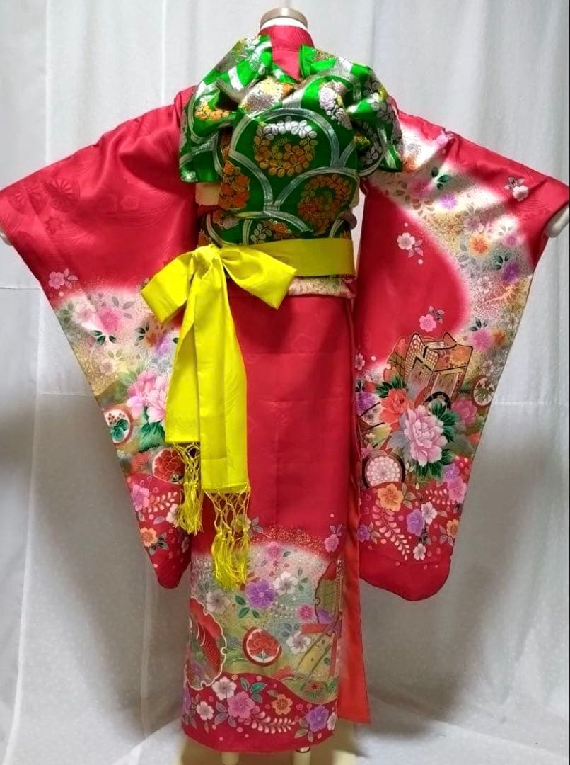 七五三　女の子　７歳　正絹着物　長襦袢　袋帯　御所車花文　暈し染め　金彩　逸品