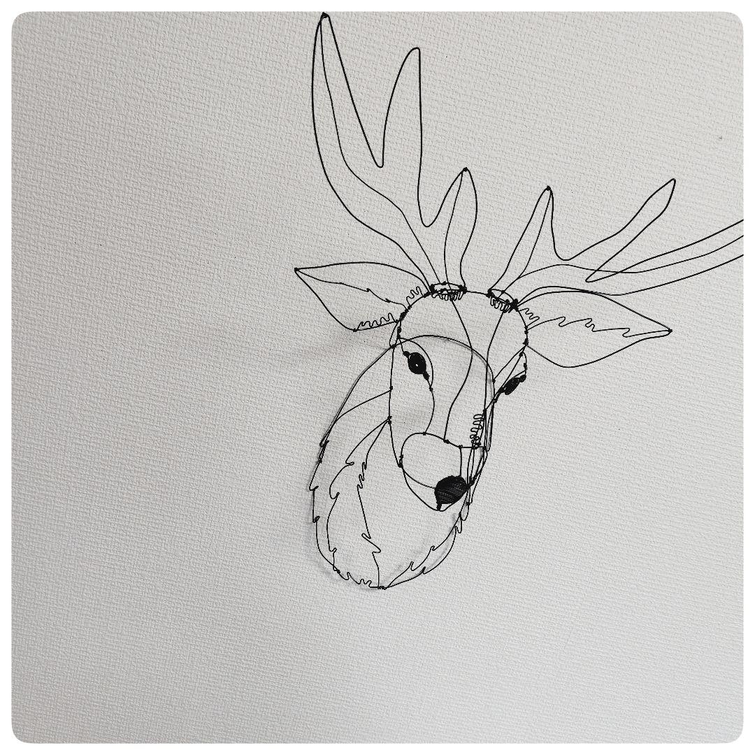 ワイヤーアート　ワイヤークラフト　鹿さん