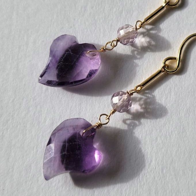 専用 フローライト ハートカービングピアス