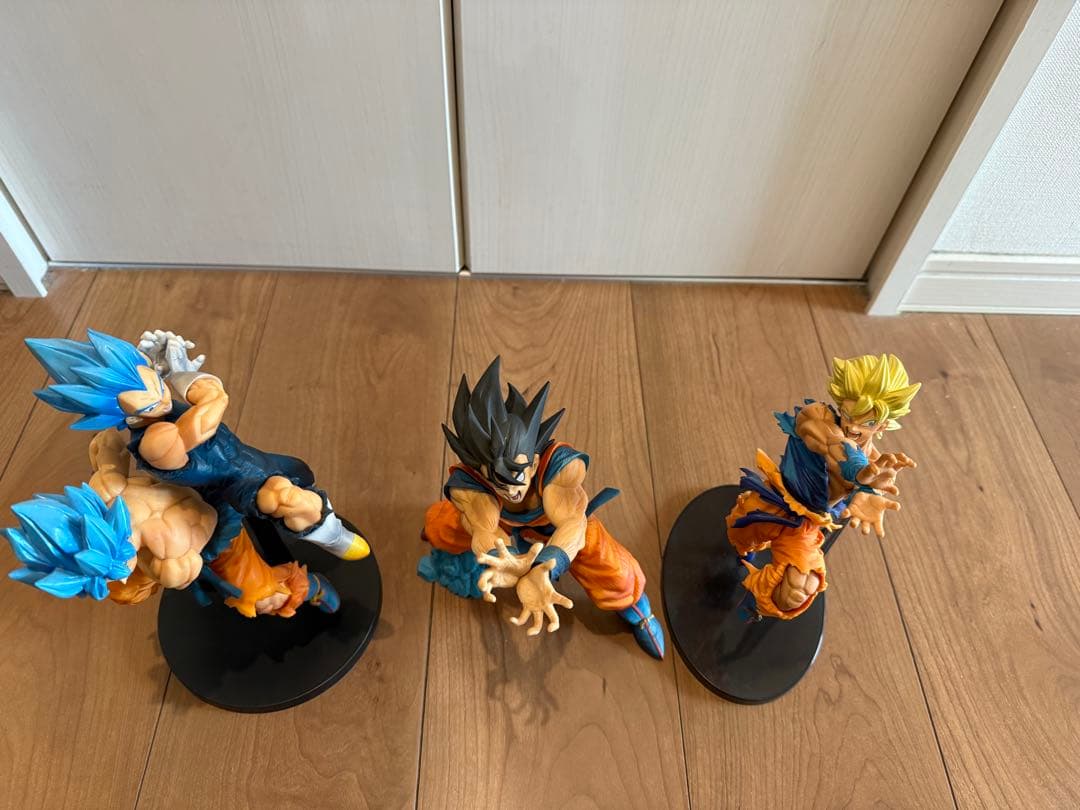 8日までの特別出品　ドラゴンボール フィギュア 3体セット