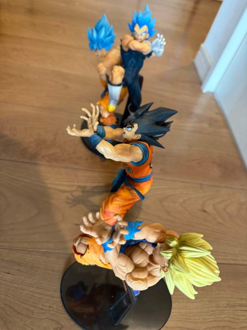 8日までの特別出品　ドラゴンボール フィギュア 3体セット