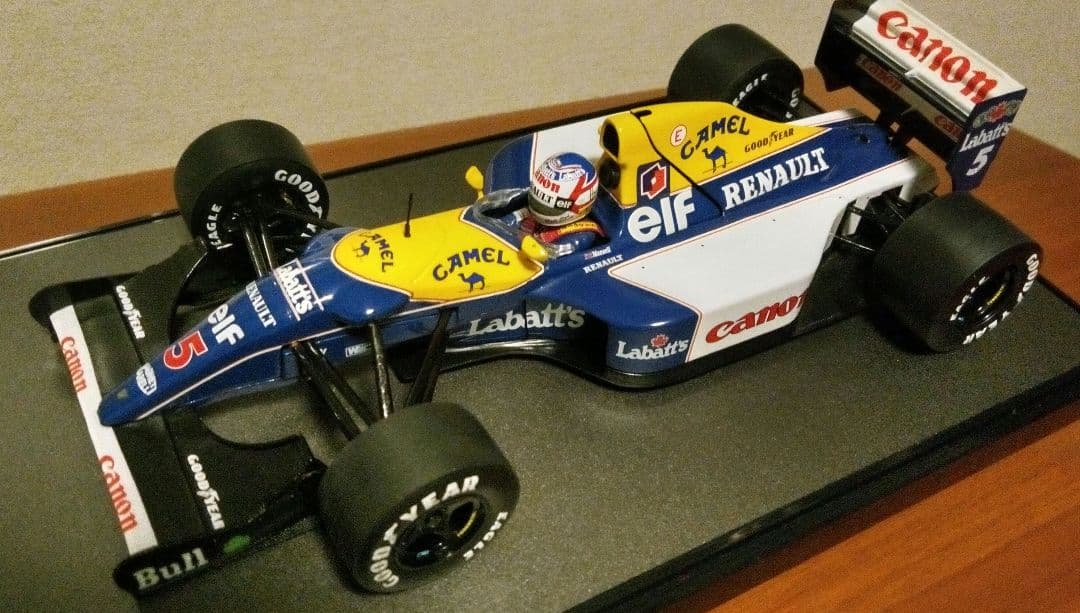 カルツォ Quartzo 1/18 F1 ウィリアムズFW14B N.マンセル - メルカリ