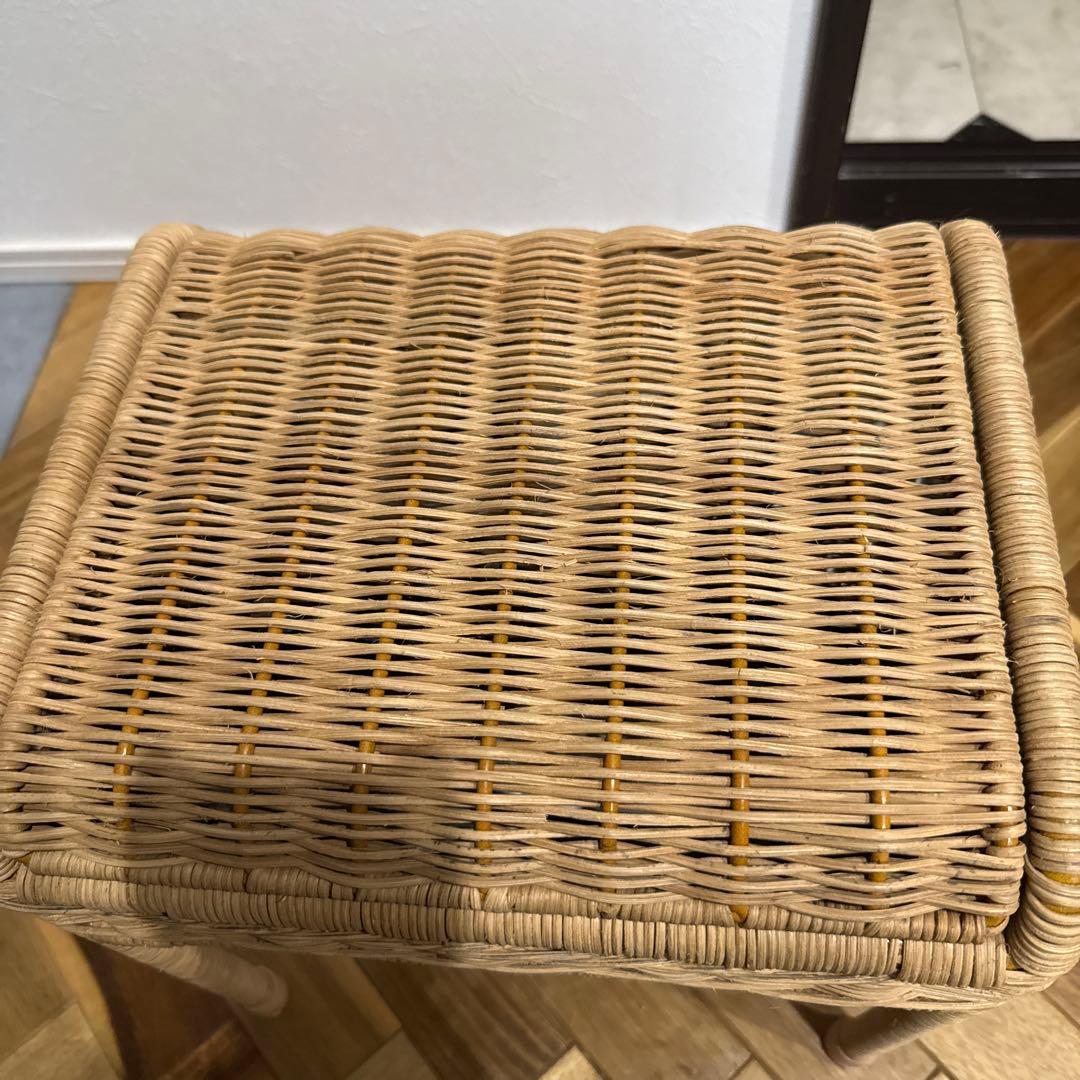 Olli Ella（オリエラ）STORIE STOOL natural