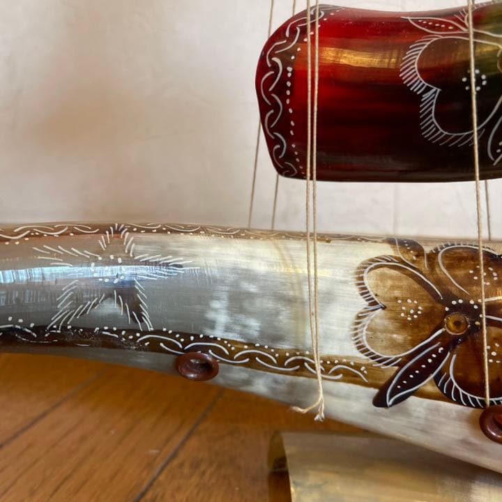 希少 大型 牛角ハンドクラフト 船ランプ エクアドル民芸品 バッファローホーン