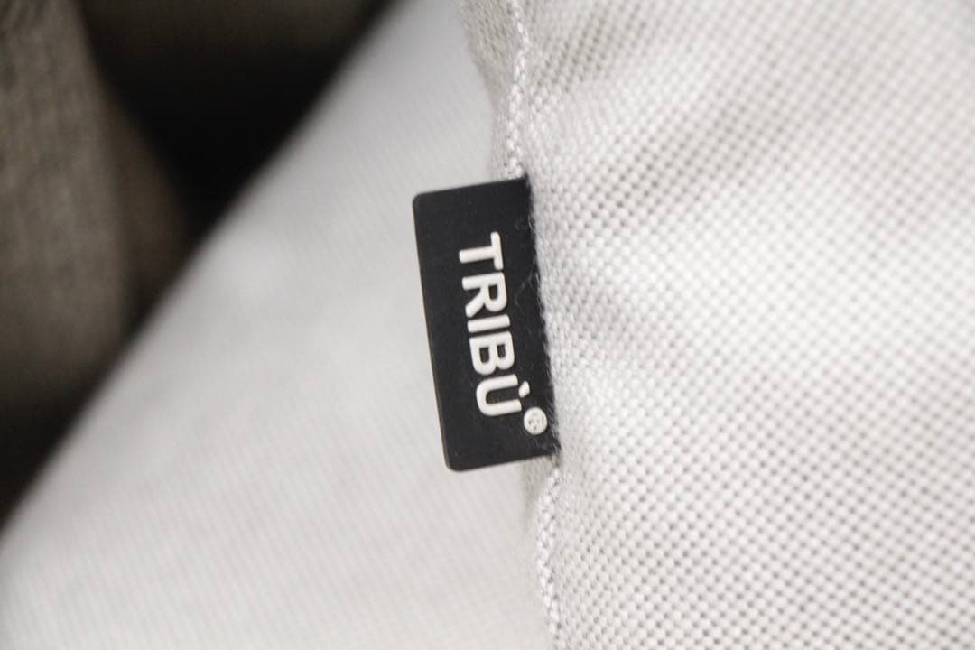 【展示品極美品】トリビュ ラウンジチェア２脚 サイドテーブル セット