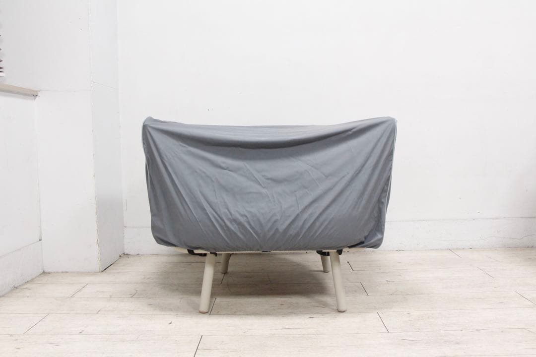 【展示品極美品】トリビュ ラウンジチェア２脚 サイドテーブル セット