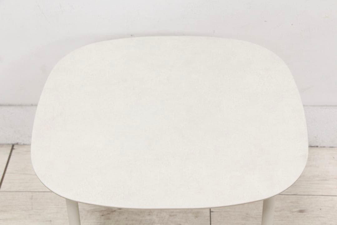 【展示品極美品】トリビュ ラウンジチェア２脚 サイドテーブル セット