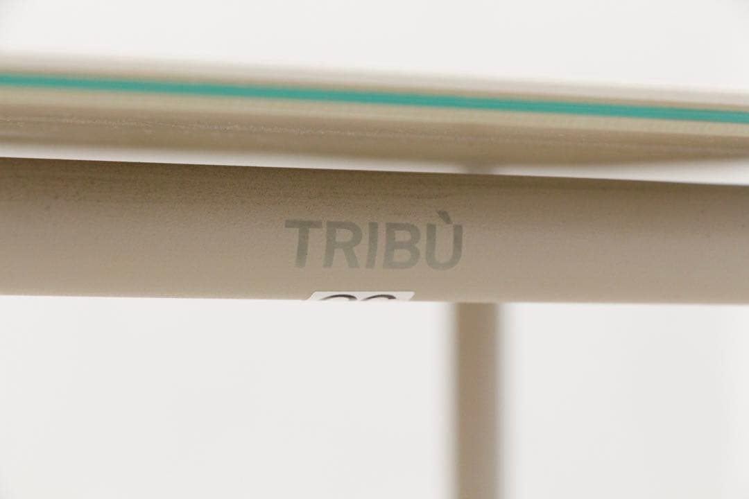 【展示品極美品】トリビュ ラウンジチェア２脚 サイドテーブル セット