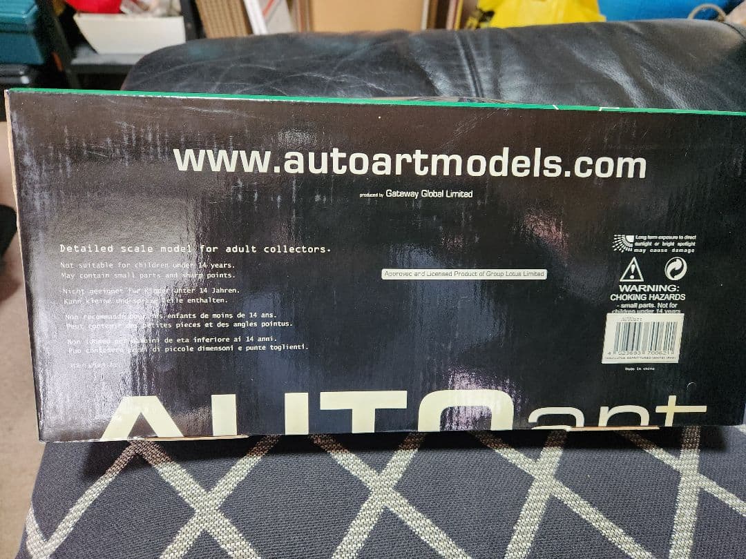 自動車 AUTOart Lotus Esprit Turbo 1/18