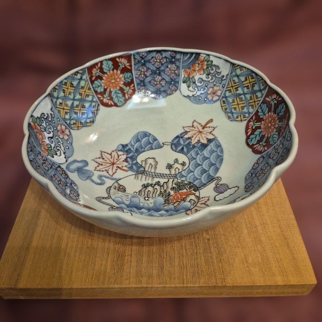 有田焼　佐藤走波　染錦菊花山水鉢23cm