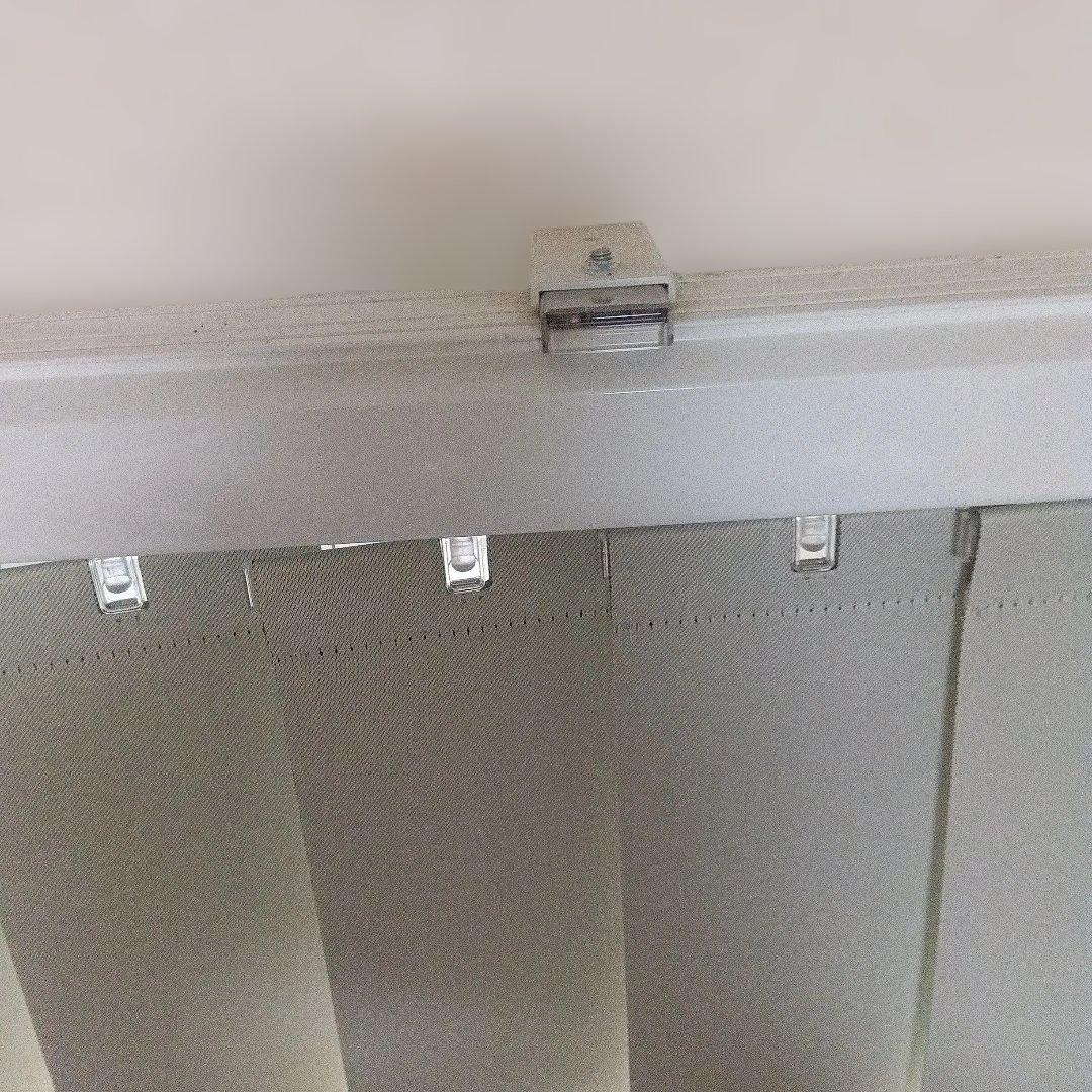 タチカワブラインドカーテン ライトグレー 縦型 サイズ1830✕1850