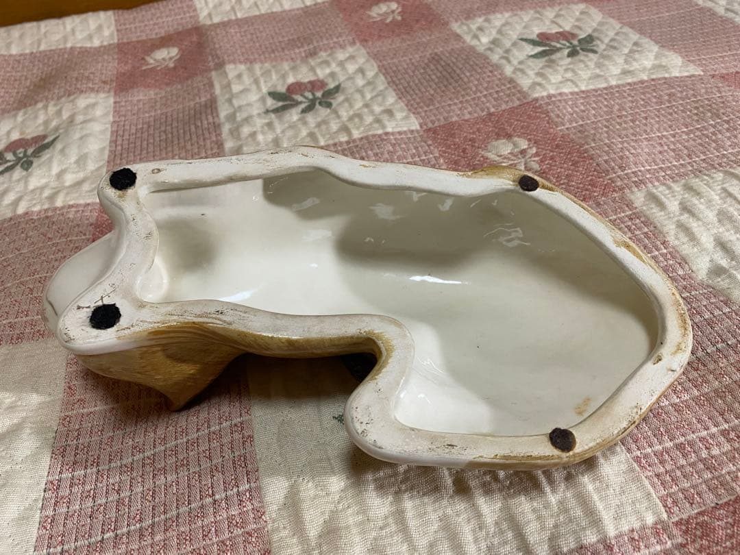 猫の置物 陶器製