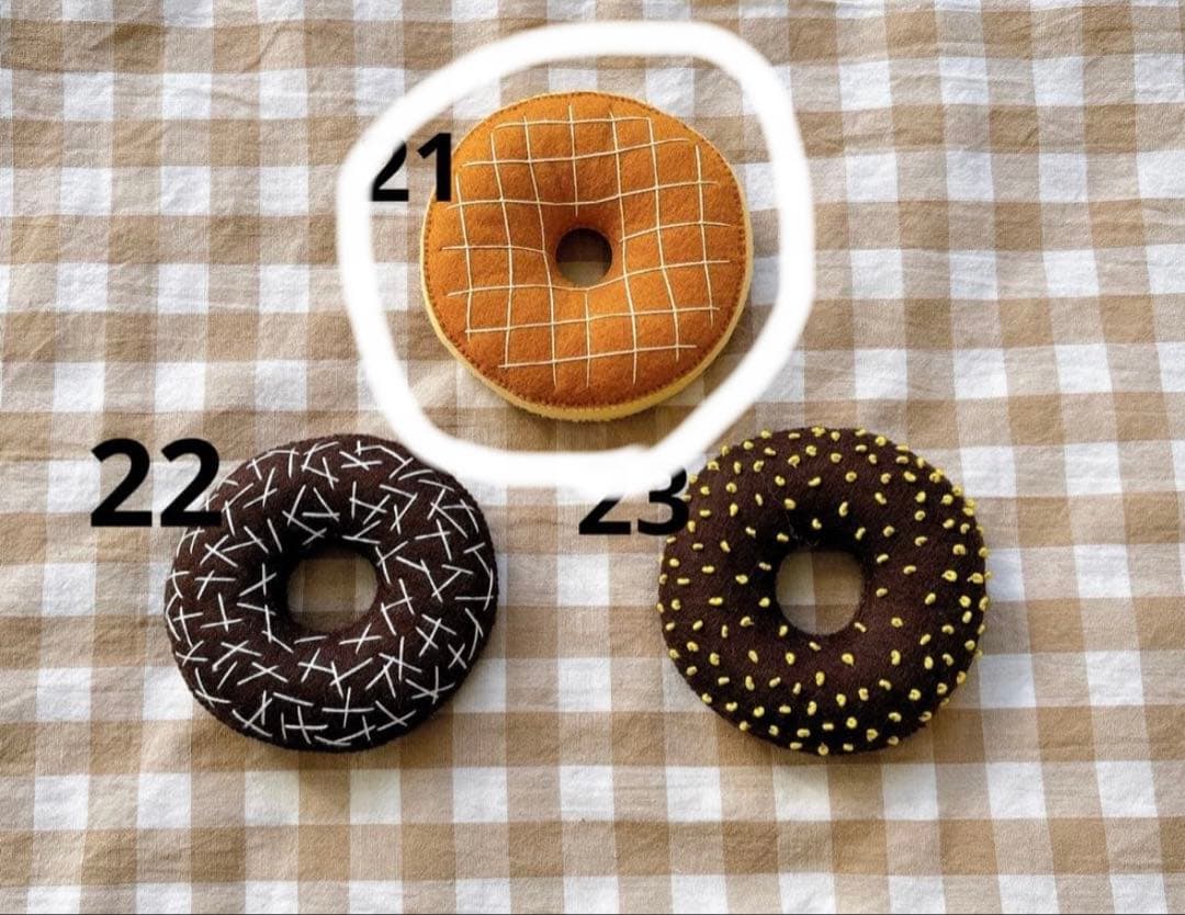 フェルトおままごと フェルトドーナツ ナツさま - メルカリ