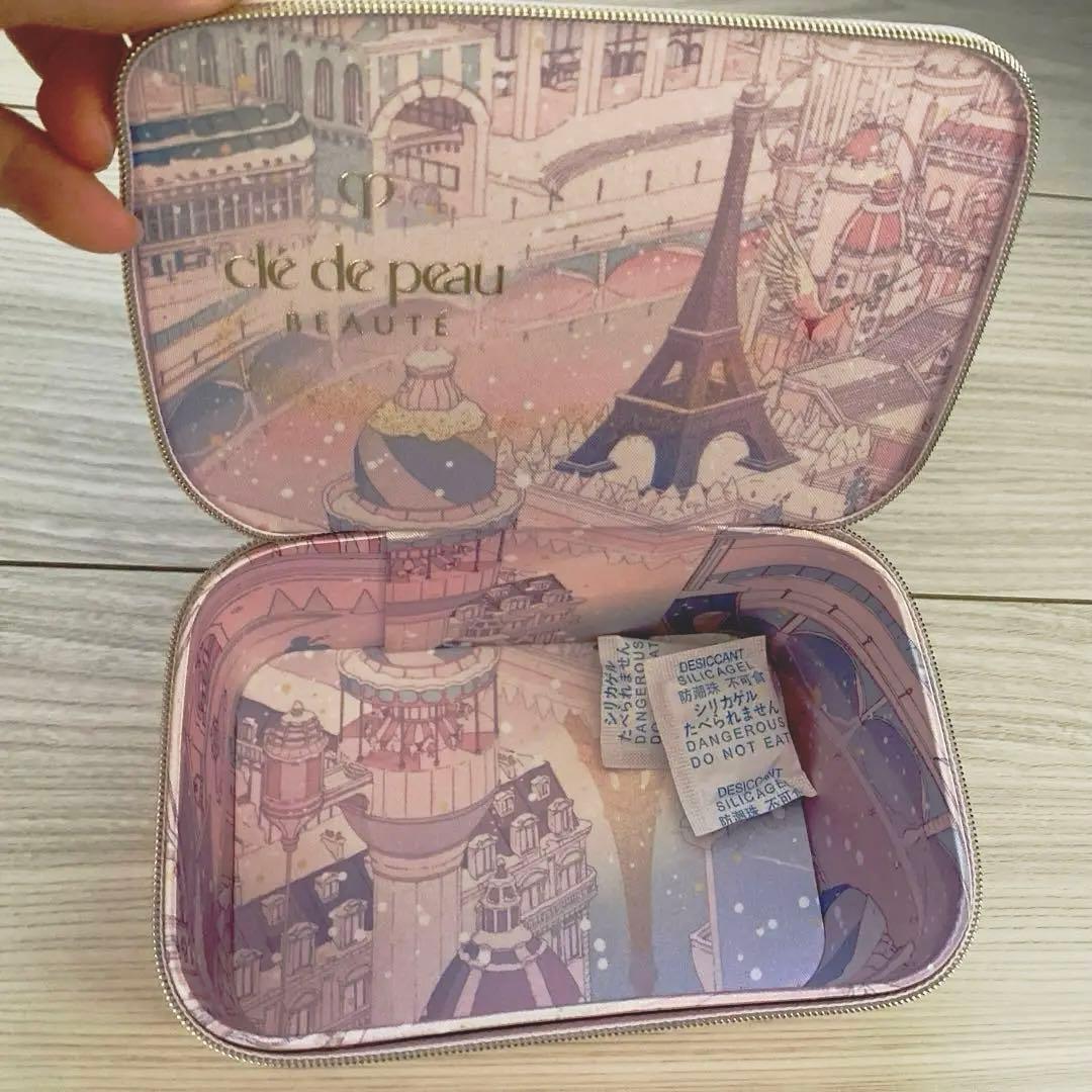 クレドポーボーテ2024 ホリデーコレクション コフレ 限定ポーチ - メルカリ