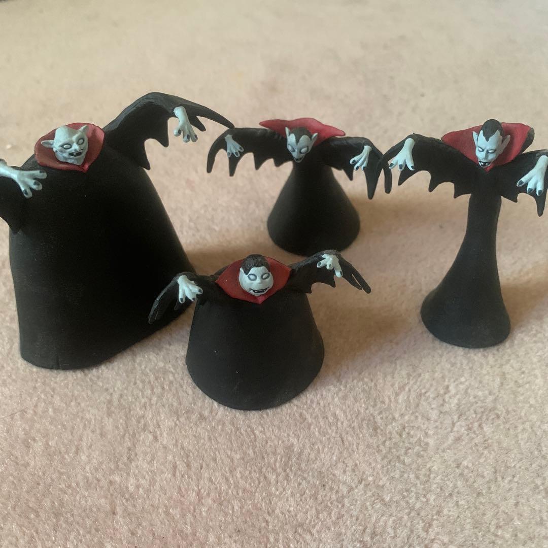 フィギュア ナイトメア・ビフォア・クリスマス ヴァンパイアブラザーズ