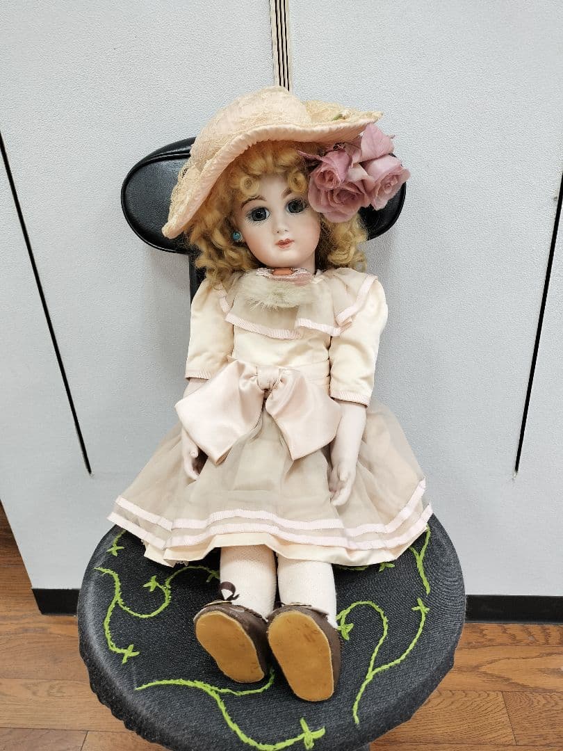 ローズさん　アンティーク　ビスクドール金髪ピンクドレス レース帽子