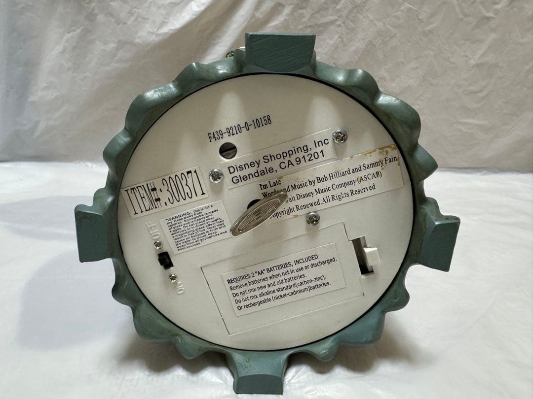 ディズニー 不思議の国のアリス 砂時計型ライトアップ オルゴール付スノーグローブ