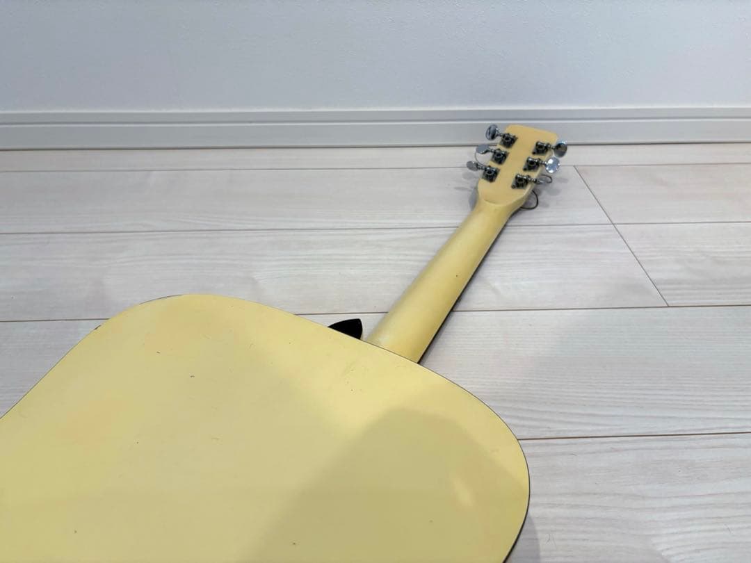 名品ミヤスコウギョウ Miyasu kougyoアコースティックギター アコギ白