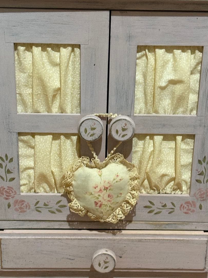 マニー ローズ 木製家具 扉付き棚 シェルフ☆