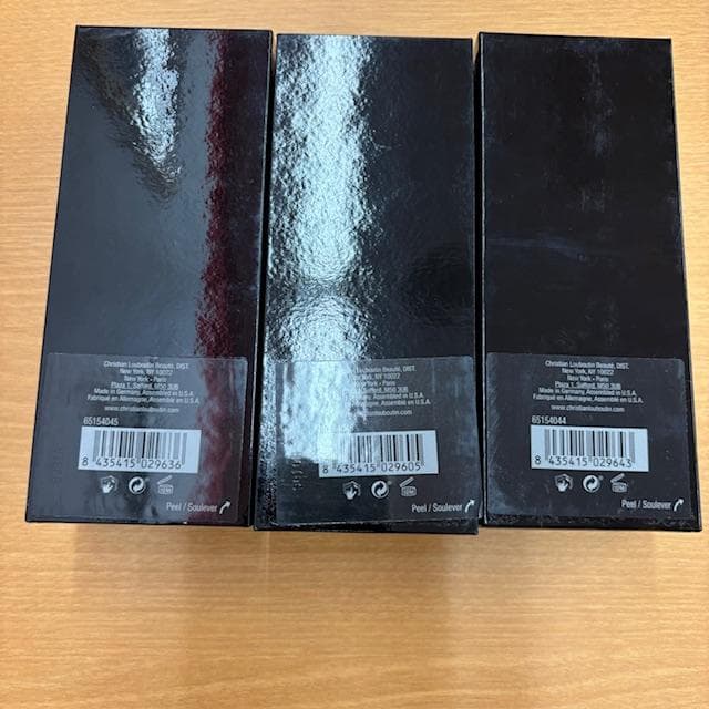 ルブタン リップカラー 001G、006G、005G - メルカリ