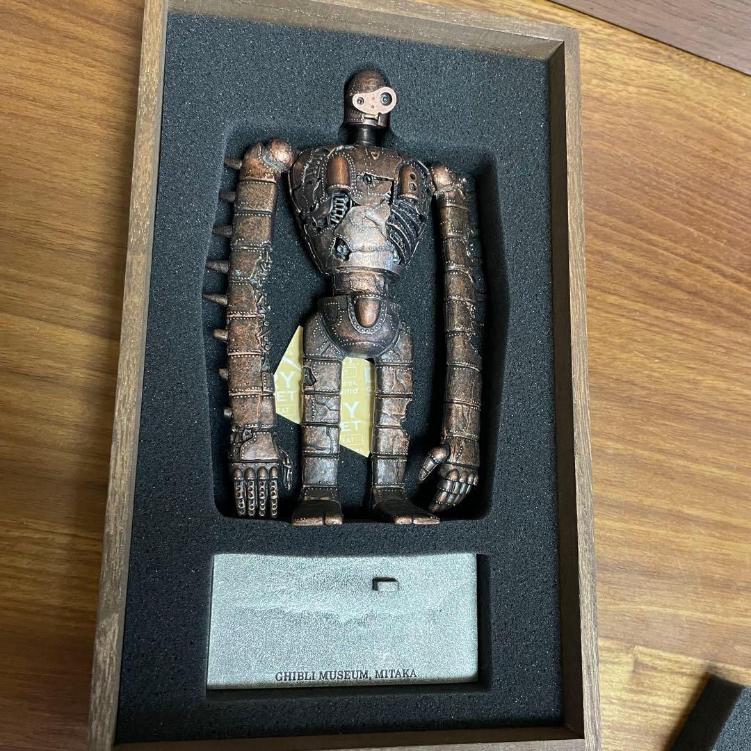 廃盤】三鷹の森ジブリ美術館限定 ラピュタ ロボット兵 箱付 - メルカリ