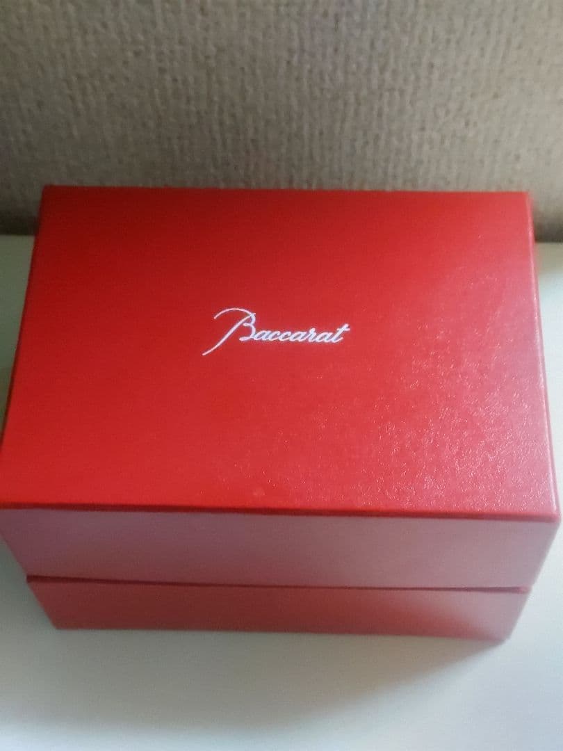 バカラ　クリスタルガラス 招き猫 置物 約10cm　専用箱付き