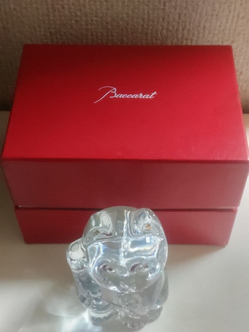 バカラ　クリスタルガラス 招き猫 置物 約10cm　専用箱付き