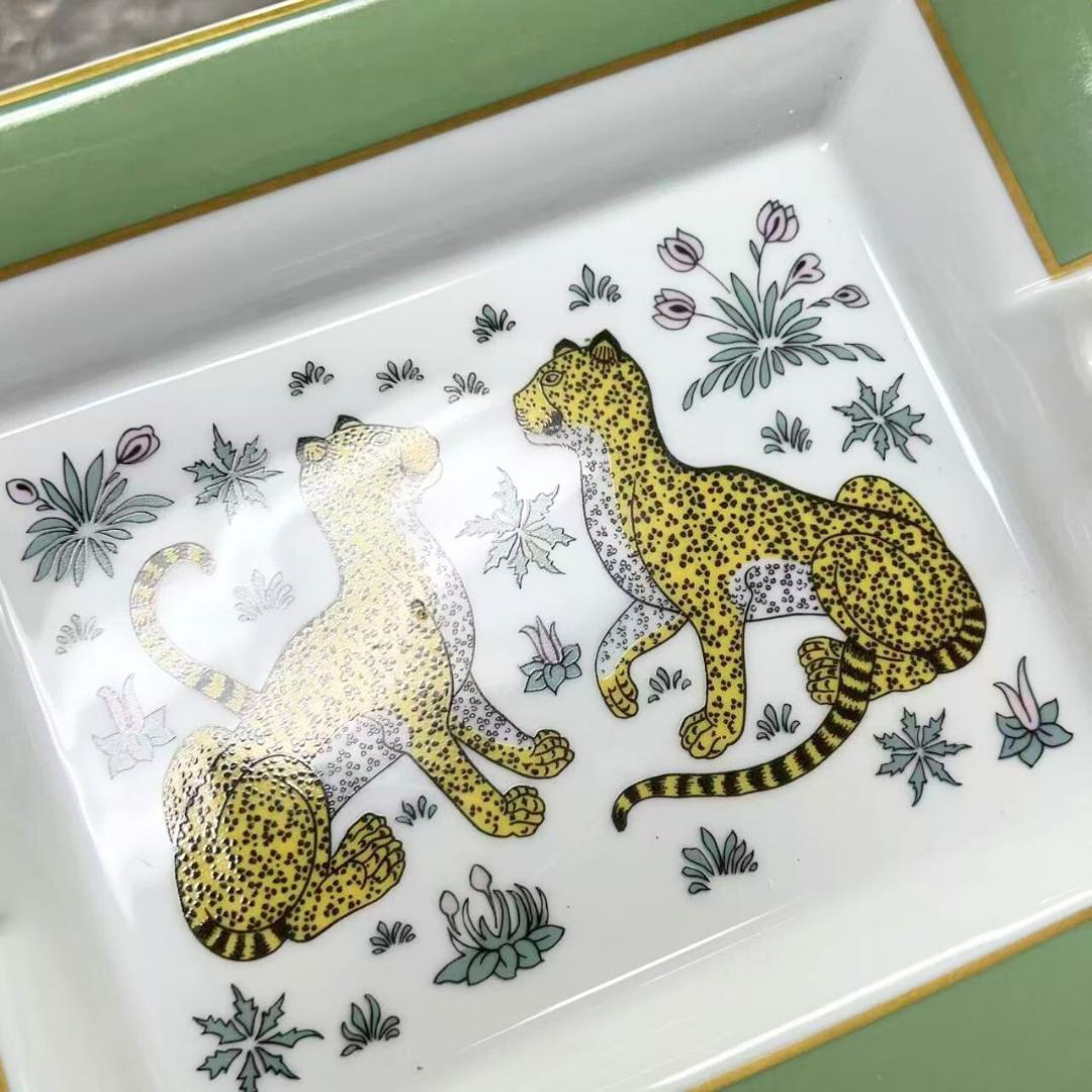 <希少> HERMES エルメス 灰皿 トレイ 小物入れ 豹 レオパード