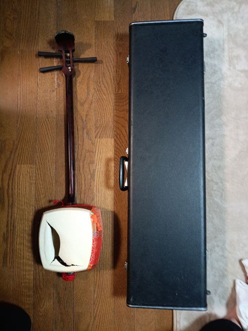 三味線　紅木　民謡　ケース付き