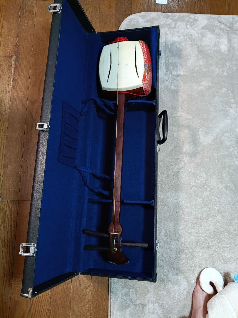 三味線　紅木　民謡　ケース付き