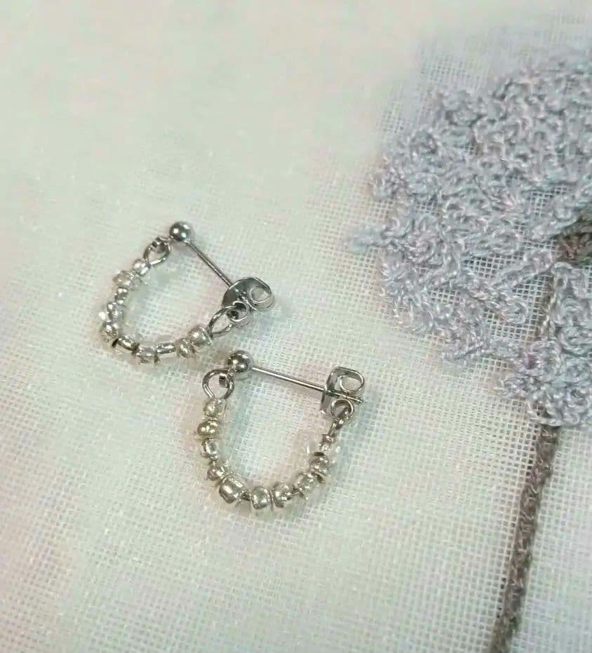 1058  キラキラ✨シンプル メンズにも✨ メタルビーズ  フープピアス♪