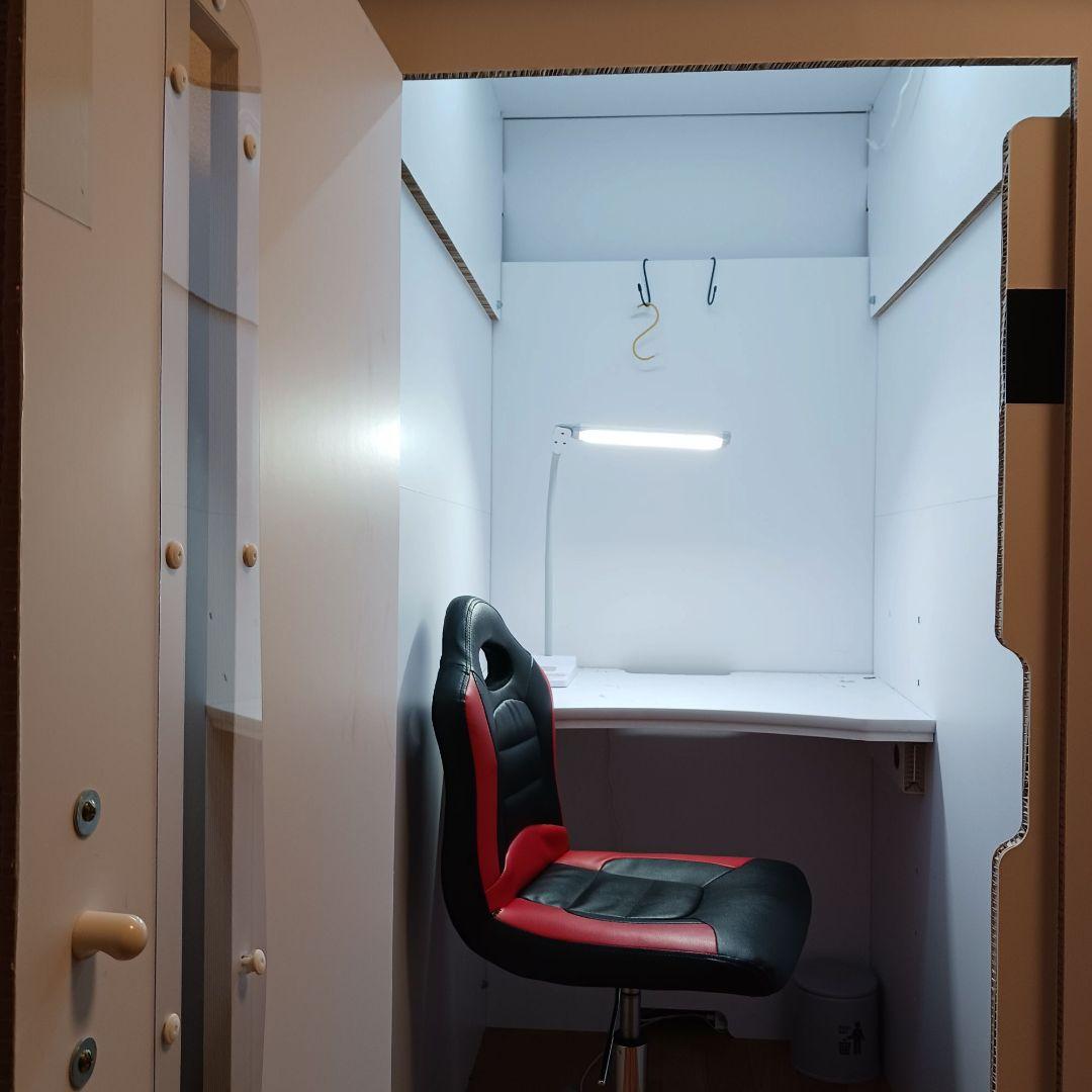 ワークボックス 　簡易個室　リモートワーク部屋　天井LEDライト付　引き取り限定