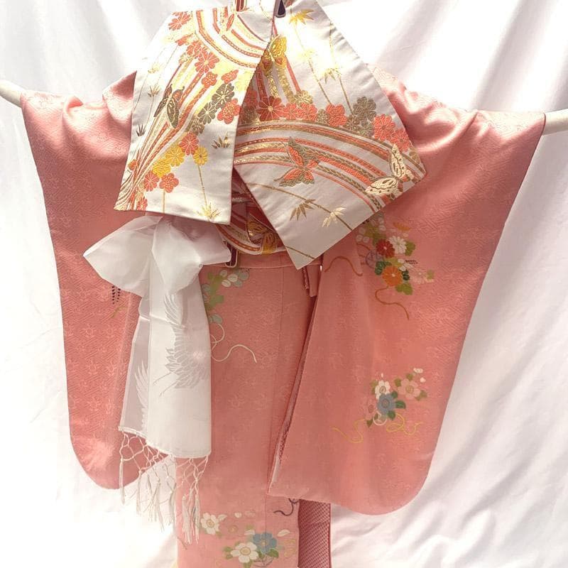 505ag37■七五三 千總 七歳 女児 着物のみ 金駒刺繍 菊 梅■美品