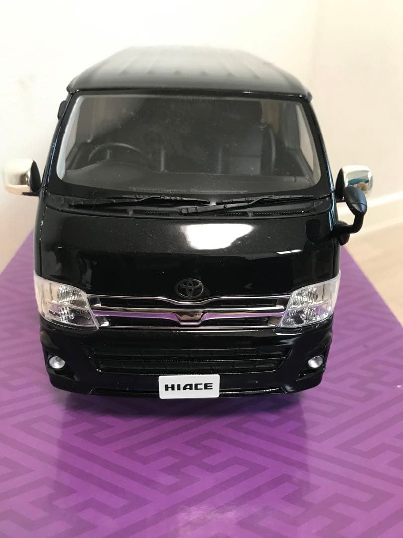 値下げ中 samurai ハイエース 1/18 - ミニカー本当に 安い
