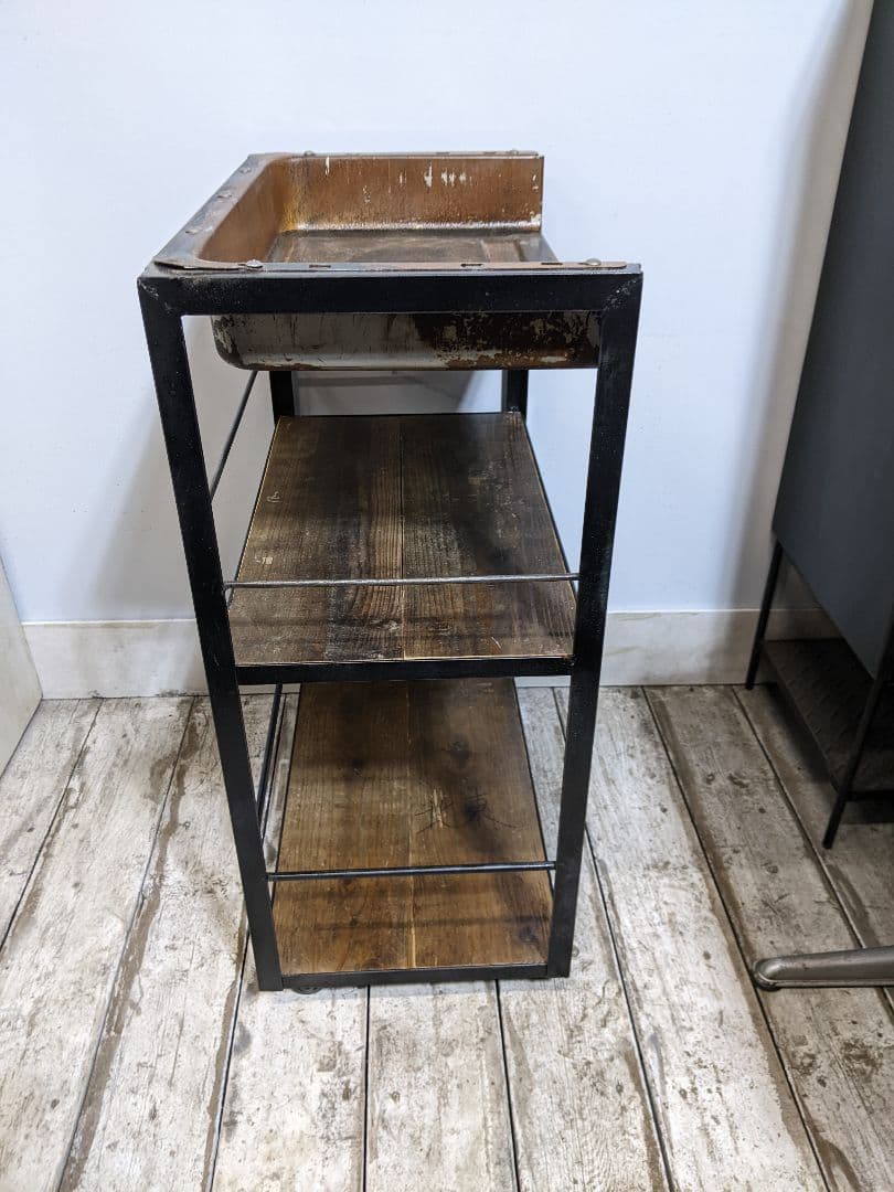 ルパンヒデロウ　3段スチールラック・木製棚付き