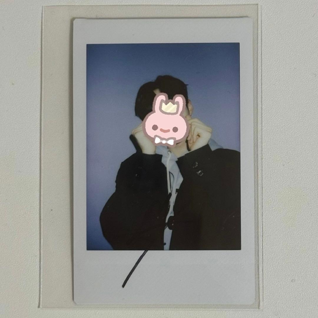 WEi ジュンソ サイン入りポラロイド - メルカリ