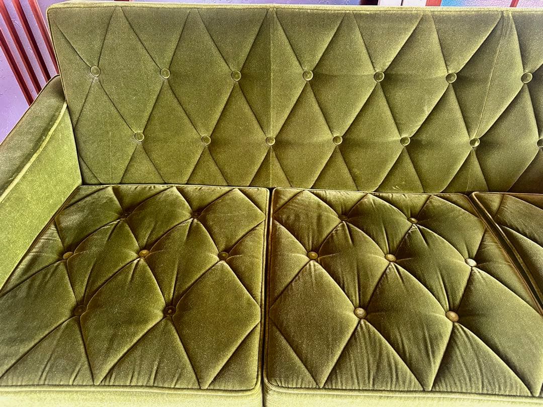 【カリモク】グリーン・ベルベット 3人掛けソファ