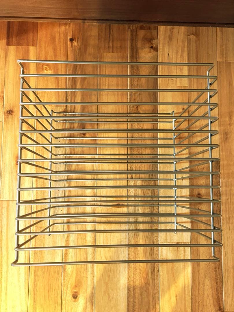 新品　Montana モンタナ　パントン　ワイヤー　シェルフ　リプロダクト